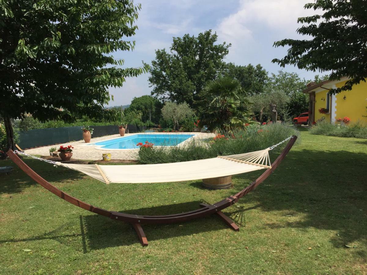 Villa "Casa Al Chiazzullo" Mirabella Eclano Exteriör bild