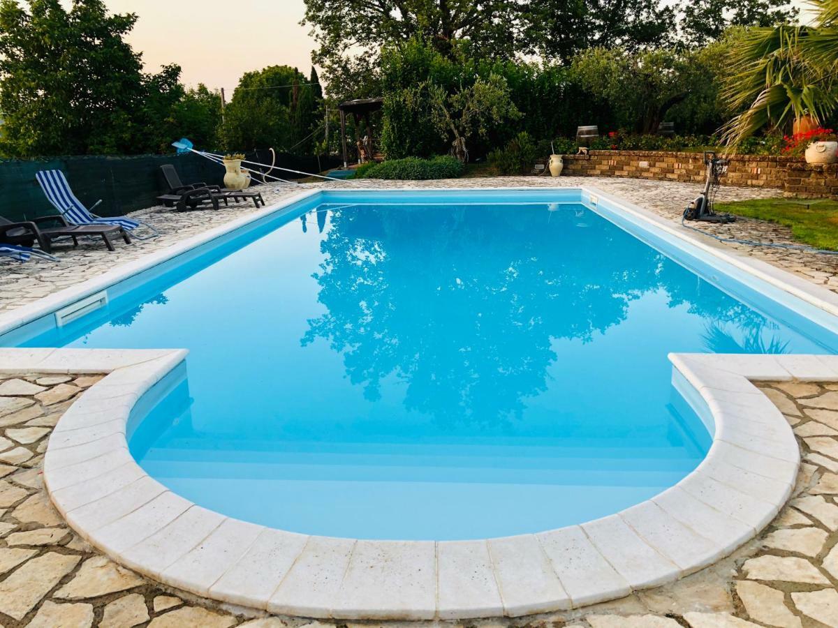 Villa "Casa Al Chiazzullo" Mirabella Eclano Exteriör bild